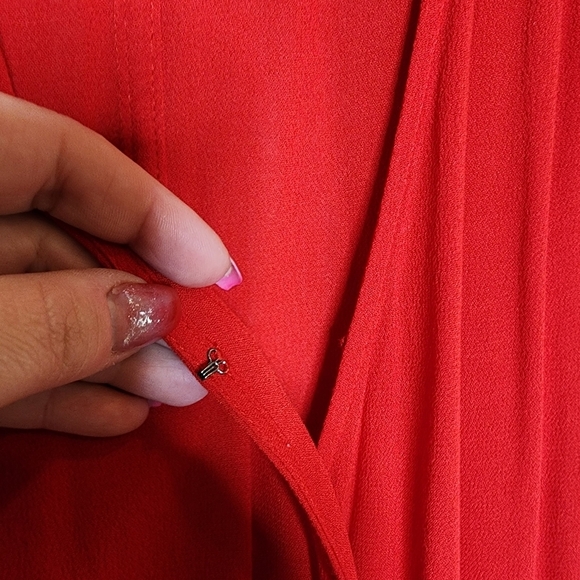 Banana Republic handkerchief hem red wrap midi dress. Belted. Size 12. Pockets - Picture 6 of 16